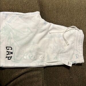 GAP White Marble Jogger Shorts